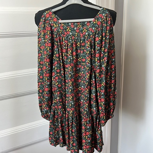 CAT AND JACK CHILDREN’S‎ DRESS SIZE 6/6X NEW WITHOUT TAGS